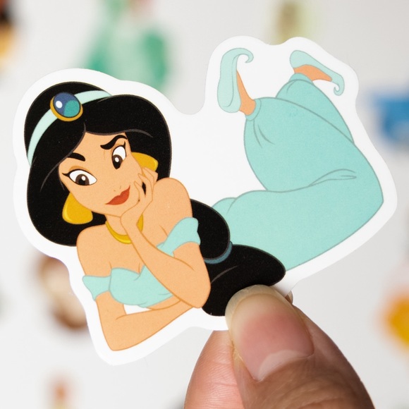 17 pcs Disney Princess Vinyl stickers decals - Picture 3 of 3